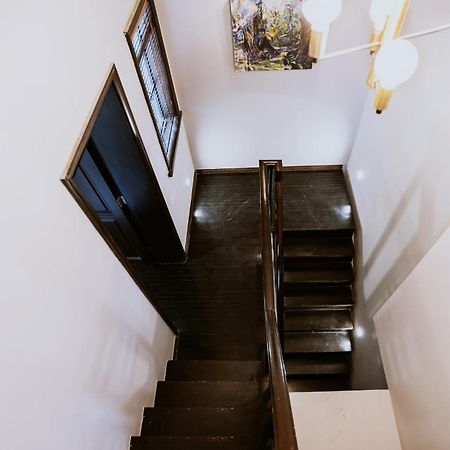 Shanghai Downtown Hills Boutique Guesthouse - Near Metro Line 7, Exit 3, Changping Road Værelse billede