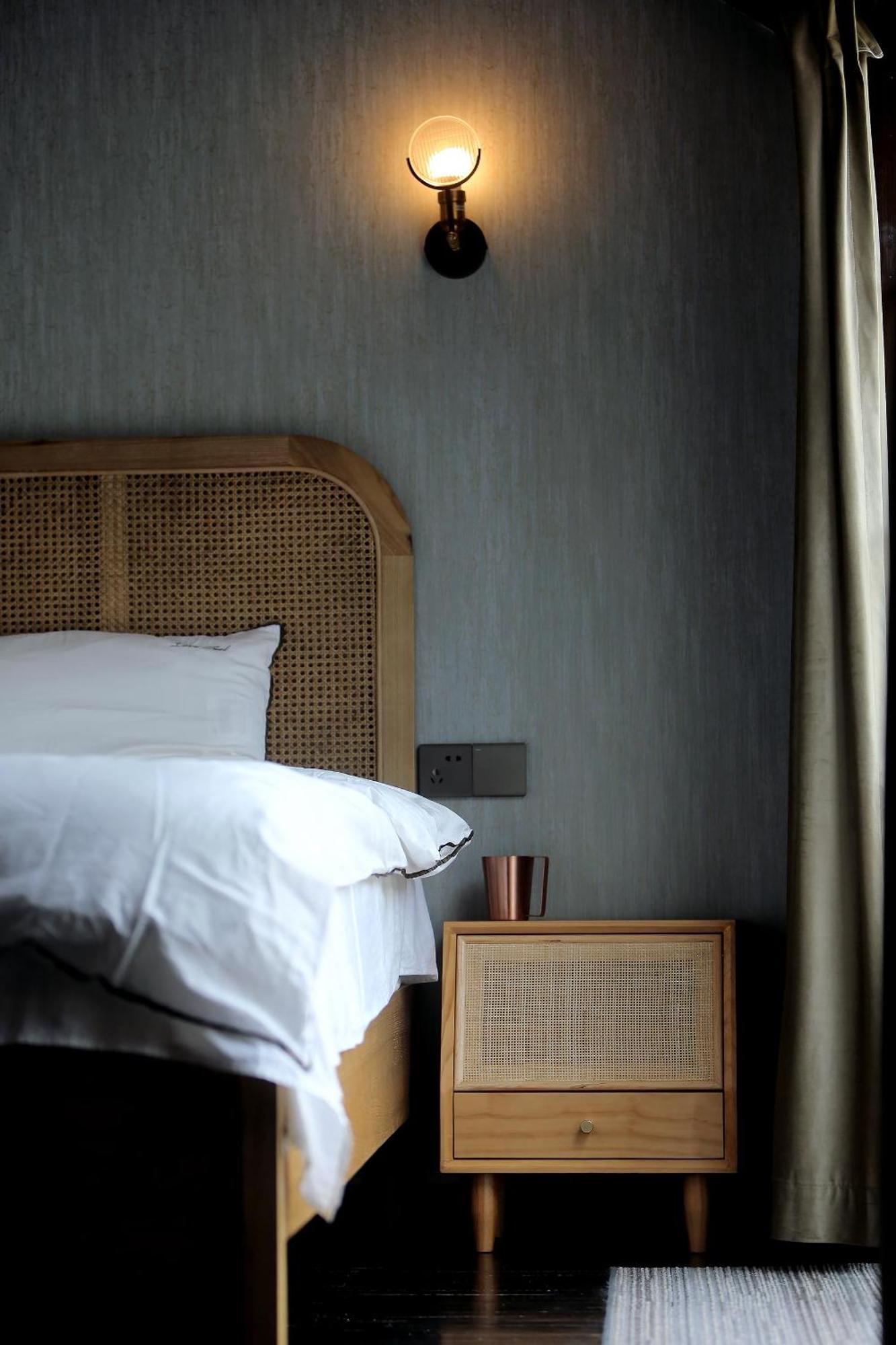 Shanghai Downtown Hills Boutique Guesthouse - Near Metro Line 7, Exit 3, Changping Road Værelse billede
