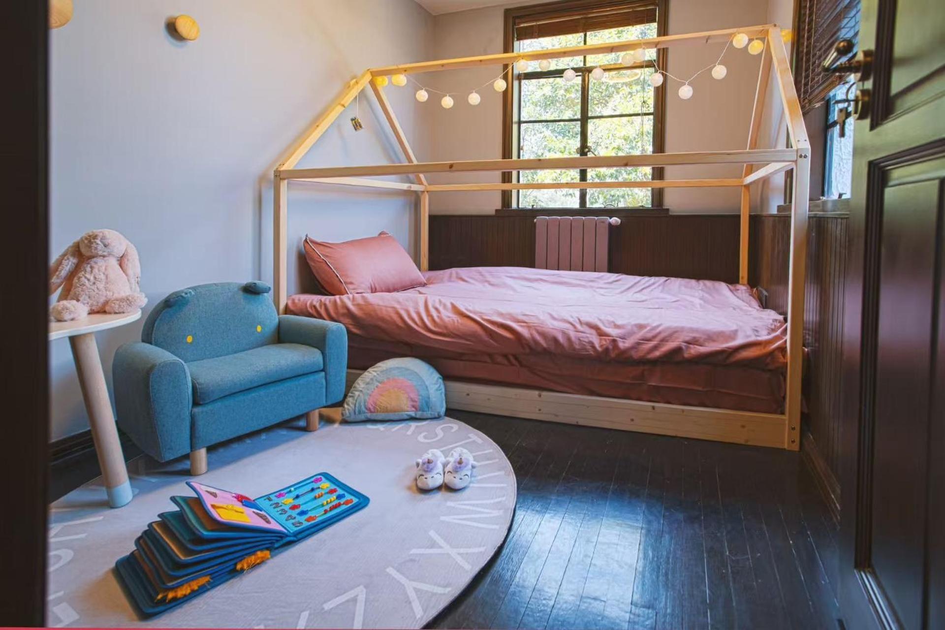 Shanghai Downtown Hills Boutique Guesthouse - Near Metro Line 7, Exit 3, Changping Road Eksteriør billede